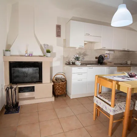 Διαμέρισμα Pomarance Apartment *